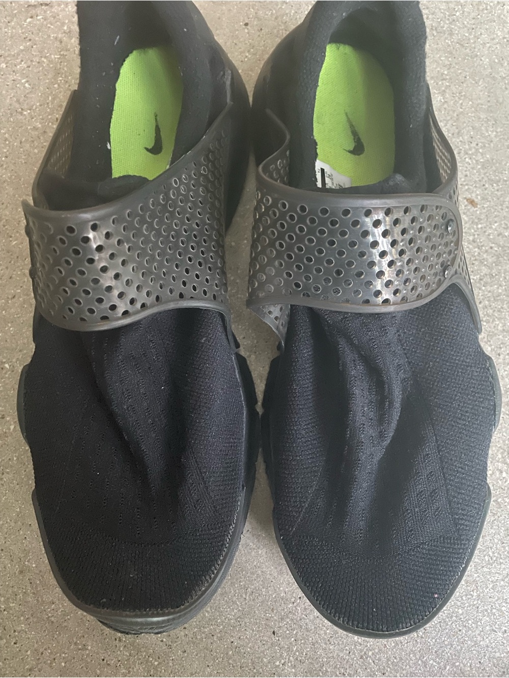 Nike Men’s Black Slip-On Athletic Shoes with Lime Green Insole